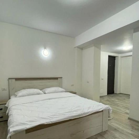 Casa De Vacanta Clara Maria 科马尔尼克 外观 照片